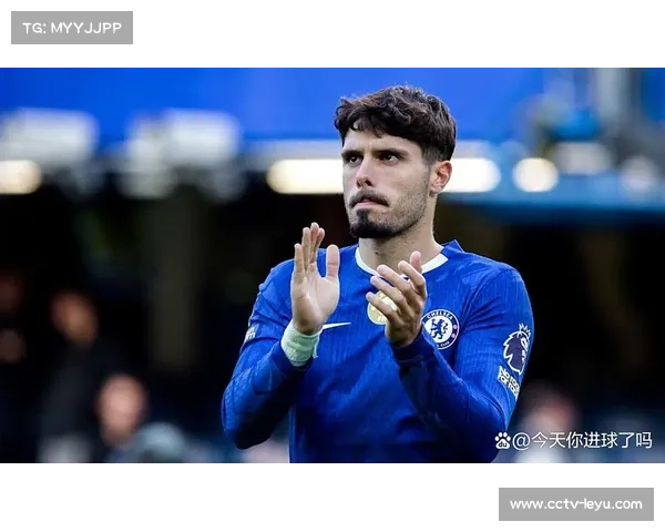 切尔西佩德罗铲射破门，蓝军半场领先不败神话告终